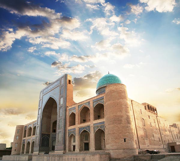 Медресе Мири-Араб